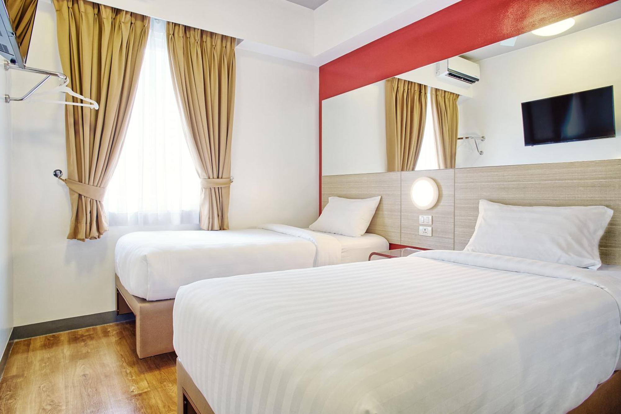 Red Planet Quezon City Timog Esterno foto
